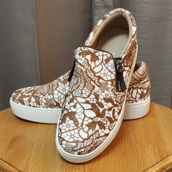 Very Volatile Shoes - Very Volatile Normande Twin Zip Sneaker